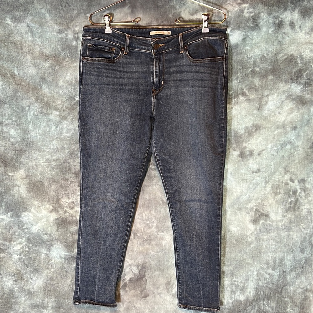 Levi’s 711 Skinny Distressed Jeans Women's size 32 - Picture 3 of 16
